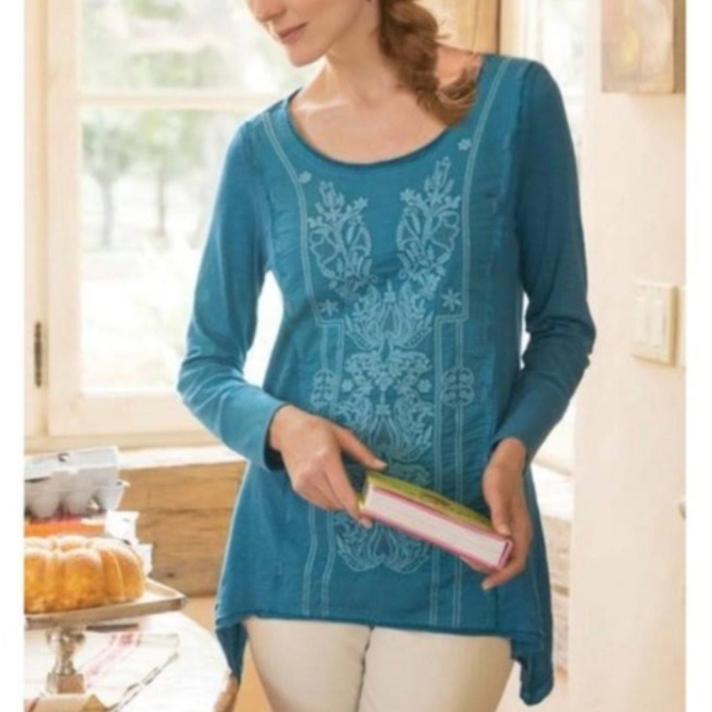 Soft Surroundings Natalia Embroidered Asymmetrical Hem Tunic